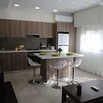 Apartament By The Way *
