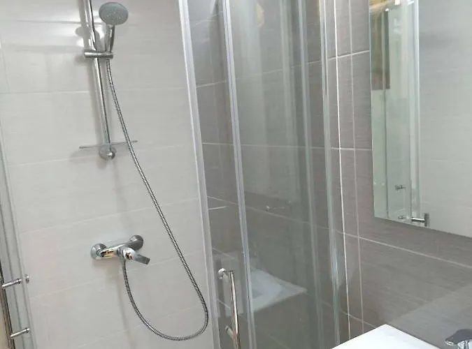 By The Way * Lárnaca